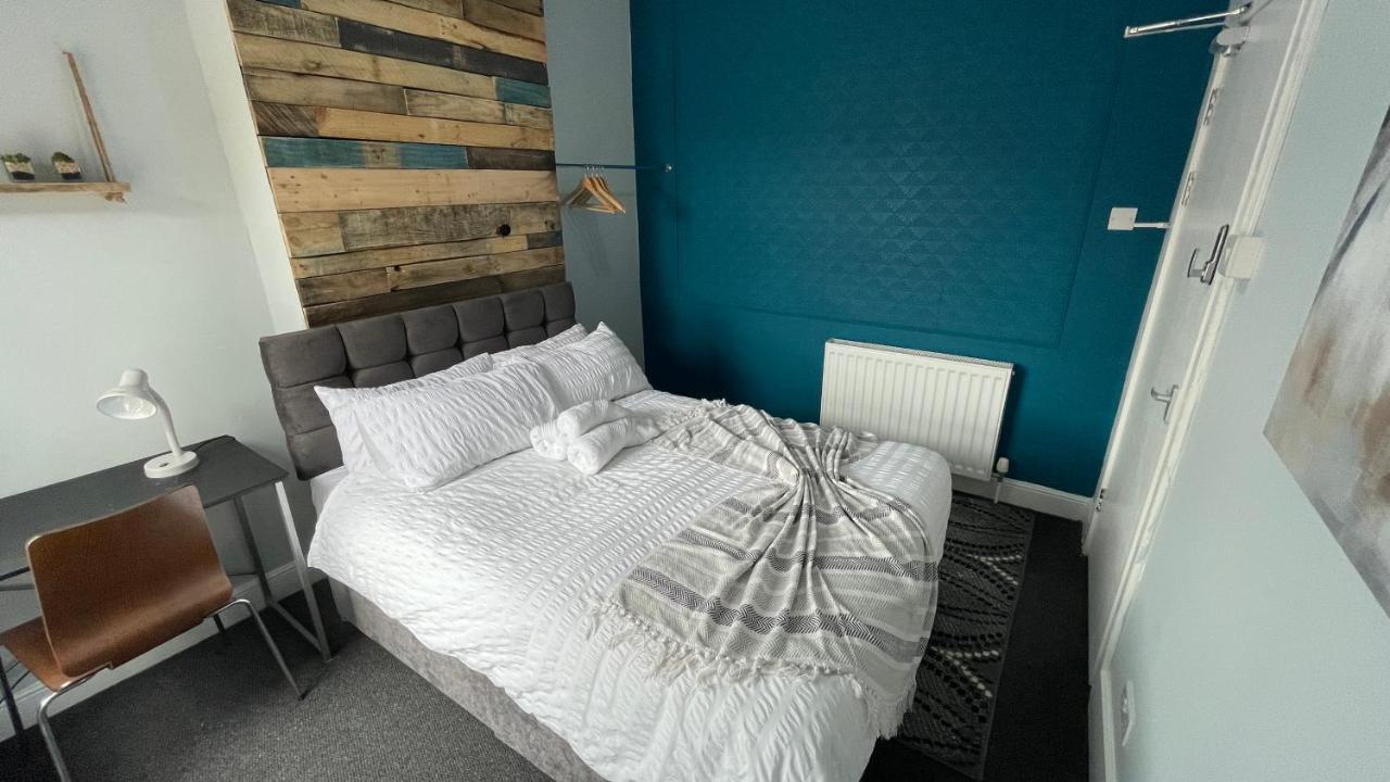 Spacious 6 Bed Home Near City & Albion Stadium Perfect For Contractors! Birmingham Kültér fotó