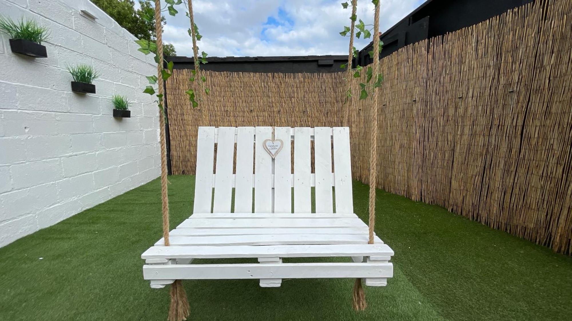 Spacious 6 Bed Home Near City & Albion Stadium Perfect For Contractors! Birmingham Kültér fotó